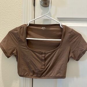 Skims cropped shirt